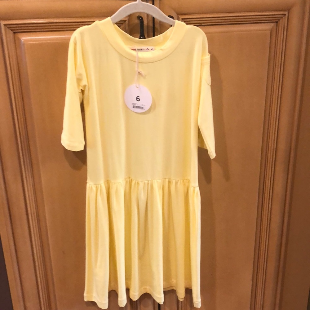 Girls dress size 6